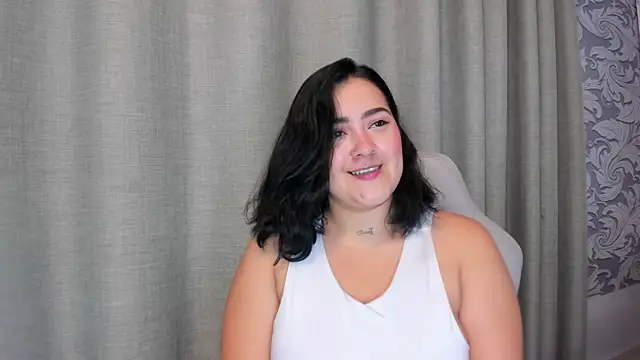 Snapshot of beautifulgirl4u_ chatting on 13, 7, 2026 beautifulgirl4u online show from 13, 7, 2026