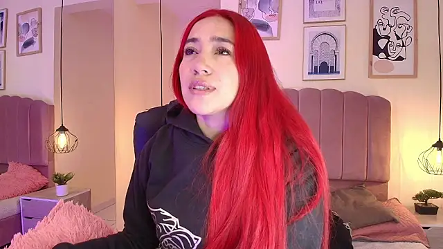 Snapshot of Celestee15_ chatting on 2, 2, 2026 Celestee15 online show from 2, 2, 2026