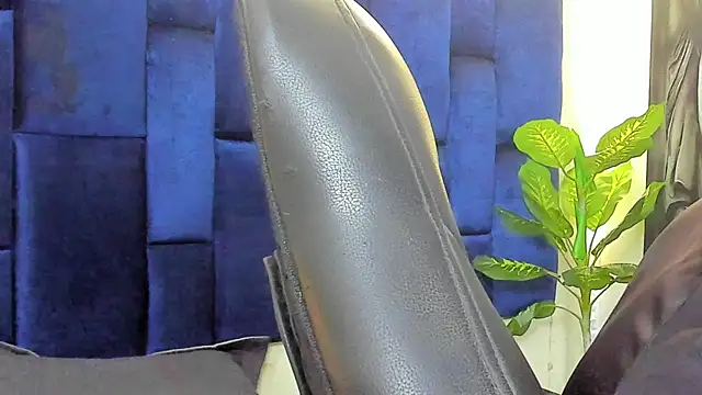 Snapshot of Dustyn_Michelle1 chatting on 20, 5, 2026 Dustyn Michelle1 online show from 20, 5, 2026