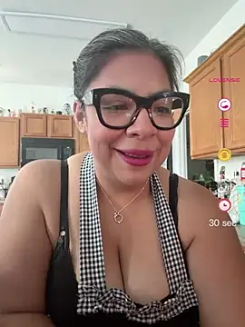 BettyWhispers online show from 28, 6, 2026