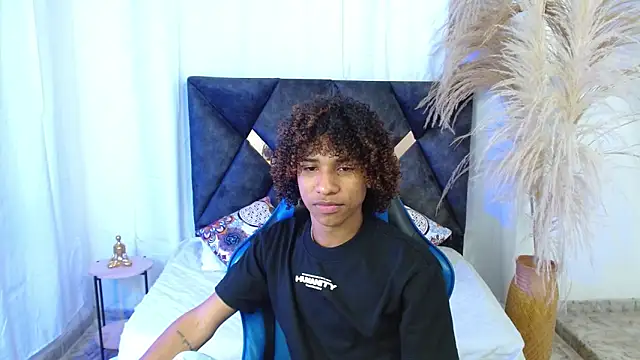 angelll18  online show from 17, 1, 2026