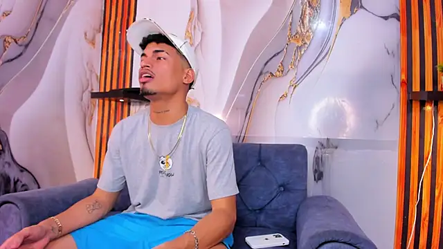 Snapshot of AresDAMM chatting on 13, 12, 2025 AresDAMM online show from 13, 12, 2025