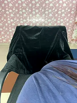 Snapshot of HTTY-NOTTY-SHANAYA chatting on 17, 12, 2025 HTTY-NOTTY-SHANAYA online show from 17, 12, 2025