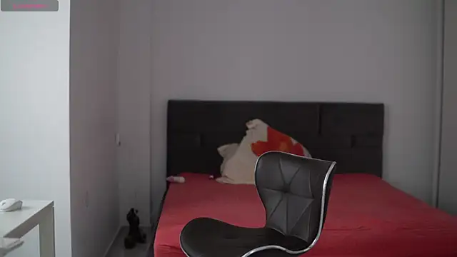 MiraBennet online show from 17, 4, 2026