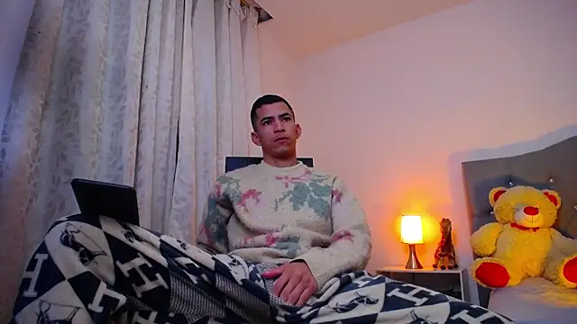 TOMBOYSEXX online show from 6, 1, 2026