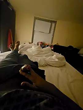 Snapshot of Gnax1 chatting on 18, 12, 2025 Gnax1 online show from 18, 12, 2025