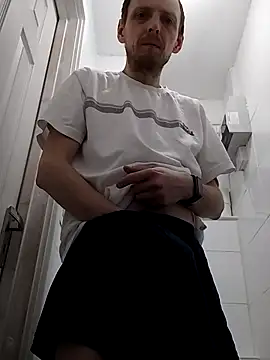 CrookedBunk3527 online show from 3, 4, 2026