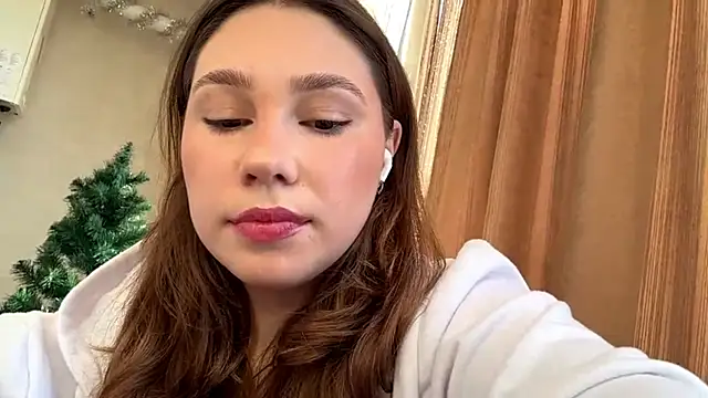 Snapshot of MyFavoritday chatting on 18, 12, 2025 MyFavoritday online show from 18, 12, 2025