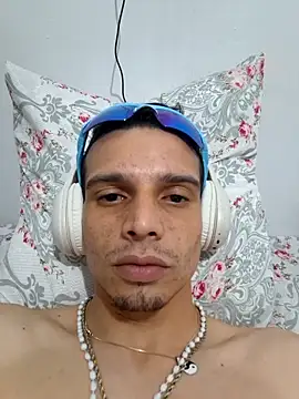 Snapshot of Magrin888 chatting on 5, 2, 2026 Magrin888 online show from 5, 2, 2026