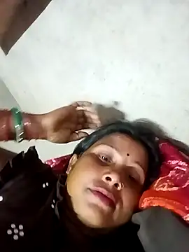 Snapshot of Shreya_pandit chatting on 18, 4, 2026 Shreya pandit online show from 18, 4, 2026