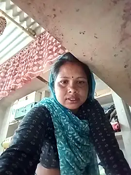 Snapshot of Shreya_pandit chatting on 24, 4, 2026 Shreya pandit online show from 24, 4, 2026