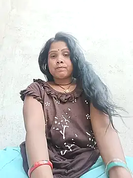 Snapshot of Shreya_pandit chatting on 5, 5, 2026 Shreya pandit online show from 5, 5, 2026