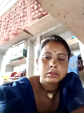 Snapshot of Shreya_pandit chatting on 11, 5, 2026 Shreya pandit online show from 11, 5, 2026