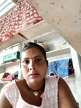 Snapshot of Shreya_pandit chatting on 12, 5, 2026 Shreya pandit online show from 12, 5, 2026