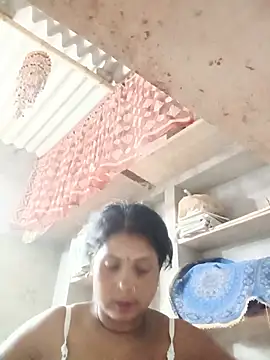 Snapshot of Shreya_pandit chatting on 14, 5, 2026 Shreya pandit online show from 14, 5, 2026