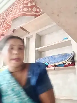 Snapshot of Shreya_pandit chatting on 23, 5, 2026 Shreya pandit online show from 23, 5, 2026