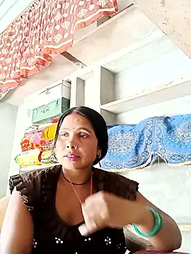 Snapshot of Shreya_pandit chatting on 27, 5, 2026 Shreya pandit online show from 27, 5, 2026