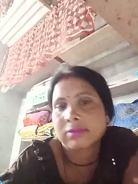 Snapshot of Shreya_pandit chatting on 27, 5, 2026 Shreya pandit online show from 27, 5, 2026