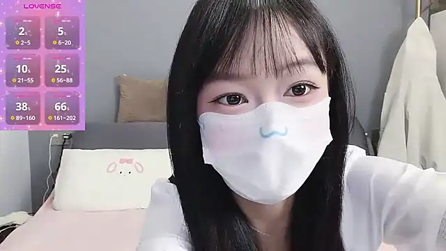  nannan  online show from 17, 4, 2026