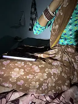 Snapshot of Pooja_Love143 chatting on 14, 2, 2026 Pooja Love143 online show from 14, 2, 2026