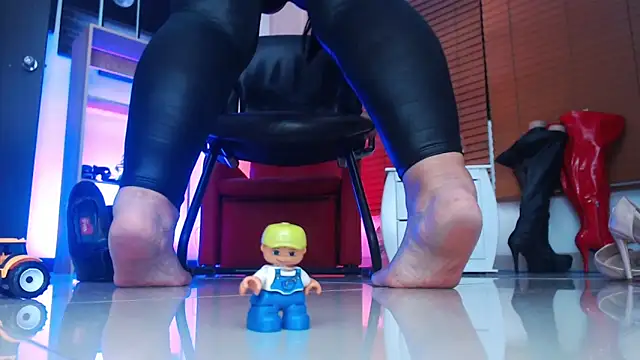 paola xm online show from 21, 3, 2025