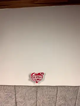 Val12777 online show from 9, 3, 2026