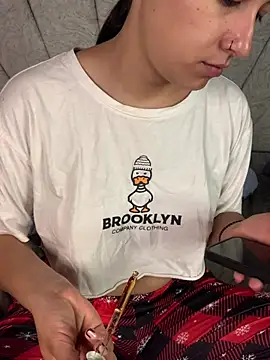 Val12777 online show from 4, 4, 2026