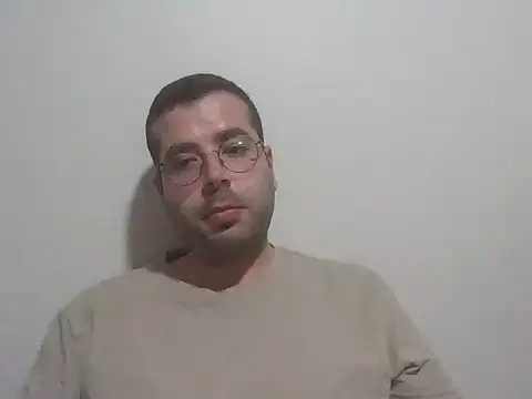 Snapshot of kkadam1 chatting on 8, 6, 2026 kkadam1 online show from 8, 6, 2026