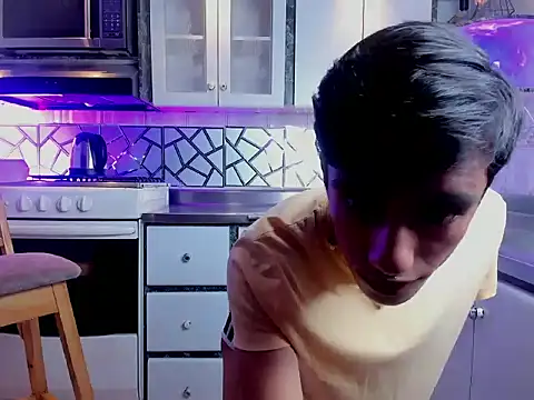 Snapshot of ABRAHAN_XO chatting on 15, 12, 2025 ABRAHAN XO online show from 15, 12, 2025