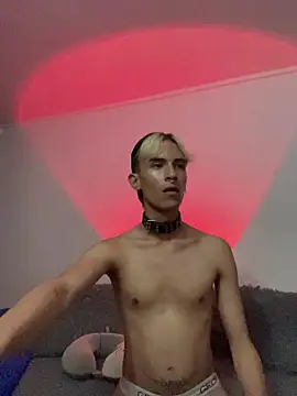 Snapshot of Dracco_Velour_ chatting on 18, 2, 2026 Dracco Velour online show from 18, 2, 2026