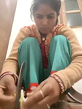 Snapshot of Lucky_hote chatting on 17, 12, 2025 Lucky hote online show from 17, 12, 2025