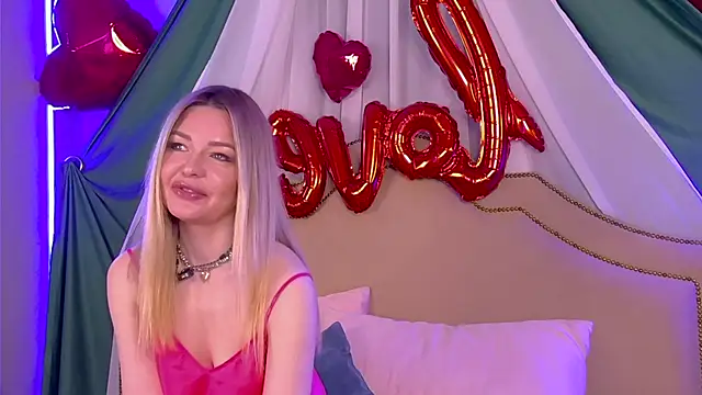 ToriCarter online show from 10, 2, 2026