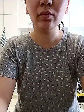 Snapshot of Emilyhomegirl1 chatting on 1, 3, 2026 Emilyhomegirl1 online show from 1, 3, 2026