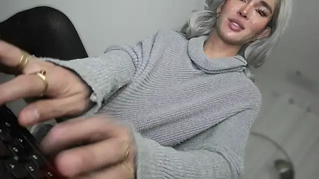 mxshemale ladyboy online show from 7, 4, 2026