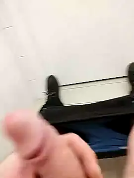 Snapshot of lojza133 chatting on 17, 12, 2025 lojza133 online show from 17, 12, 2025