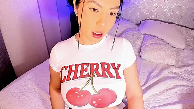 AntonellaFerrerr 1 online show from 9, 4, 2026