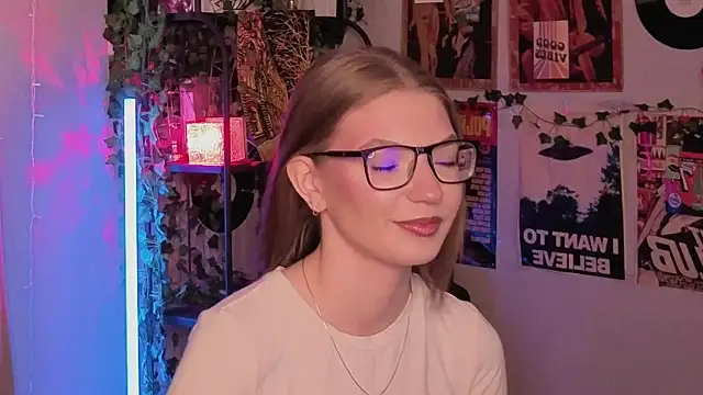 JeaneneWoltz online show from 7, 1, 2026