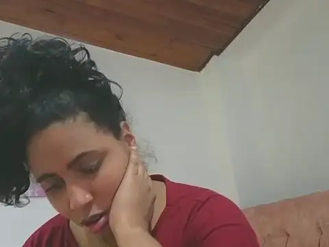 Snapshot of Valery__lovex chatting on 5, 1, 2026 Valery lovex online show from 5, 1, 2026