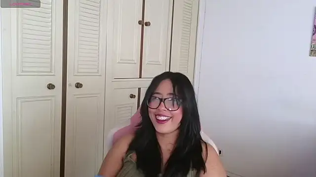 Snapshot of Valery__lovex chatting on 14, 2, 2026 Valery lovex online show from 14, 2, 2026