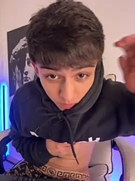 lian fooxx online show from 16, 3, 2026