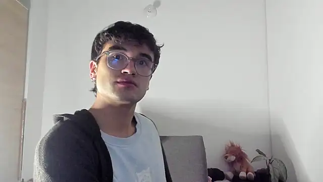 Snapshot of charlie_dicker chatting on 24, 5, 2026 charlie dicker online show from 24, 5, 2026