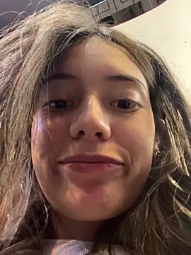 vanesita  online show from 9, 2, 2026