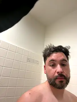 Snapshot of dad_bodforyou chatting on 17, 12, 2025 dad bodforyou online show from 17, 12, 2025