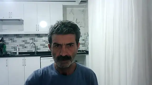 Snapshot of kobra21turki chatting on 18, 4, 2026 kobra21turki online show from 18, 4, 2026