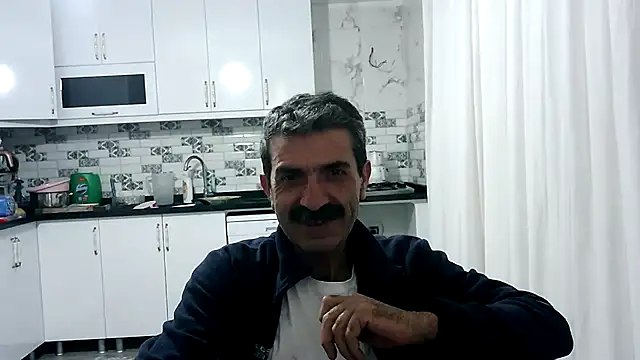 Snapshot of kobra21turki chatting on 27, 4, 2026 kobra21turki online show from 27, 4, 2026