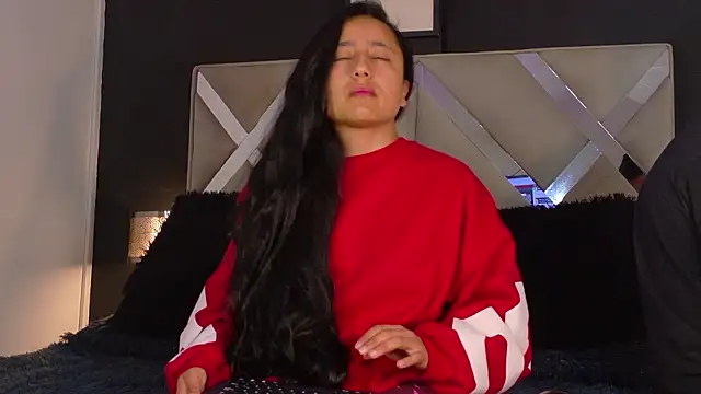 Ithan Skin online show from 6, 3, 2026