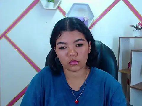 Snapshot of Heidy_Colins chatting on 18, 12, 2025 Heidy Colins online show from 18, 12, 2025