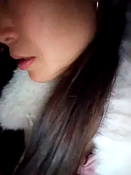 Girl cutee online show from 11, 2, 2026