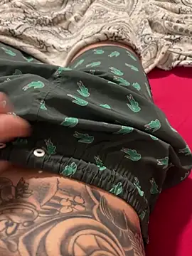 brancotatuad0 online show from 16, 12, 2025