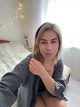 Roxi Joy online show from 19, 3, 2026